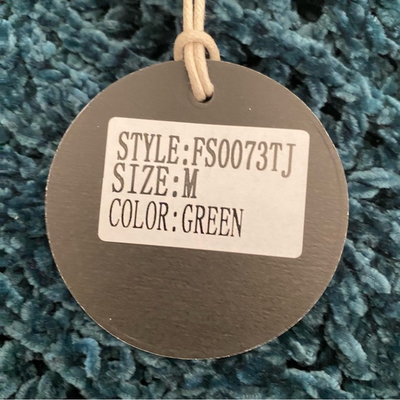 🦚HOST PICK🦚 NWT Cocobleu Green Chenille Sweater - Picture 8 of 13
